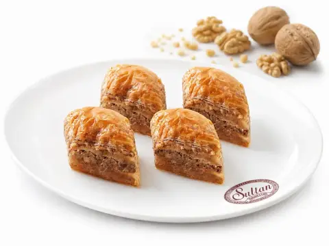 Ev Baklava Cevizli